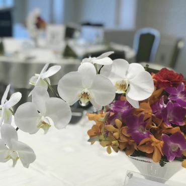 美食会用のテーブル花｜「ハナコー生花」　（三重県志摩市の花キューピット加盟店 花屋）のブログ