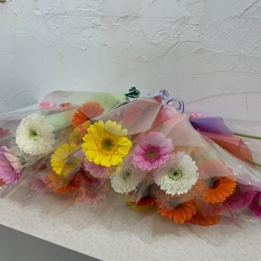 卒業生から先生へ｜「ハナコー生花」　（三重県志摩市の花キューピット加盟店 花屋）のブログ