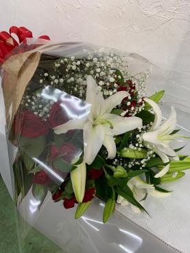 カサブランカの花束｜「ハナコー生花」　（三重県志摩市の花キューピット加盟店 花屋）のブログ