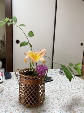 茶花をいけてみました｜「ハナコー生花」　（三重県志摩市の花キューピット加盟店 花屋）のブログ