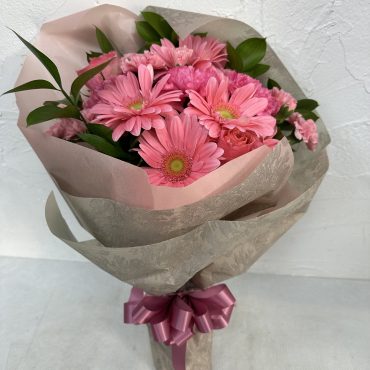 ピンク系の花束「ハナコー生花」（三重県志摩市の花屋）のギャラリー写真